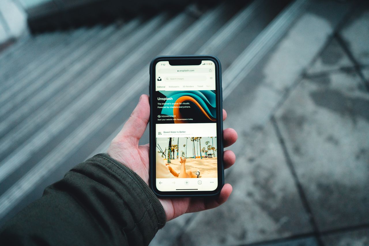 realizzazione cellulare personalizzato con foto a Udine
